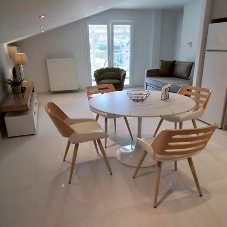 Kallikratia Suites 1 Nea Kallikrateia Екстер'єр фото